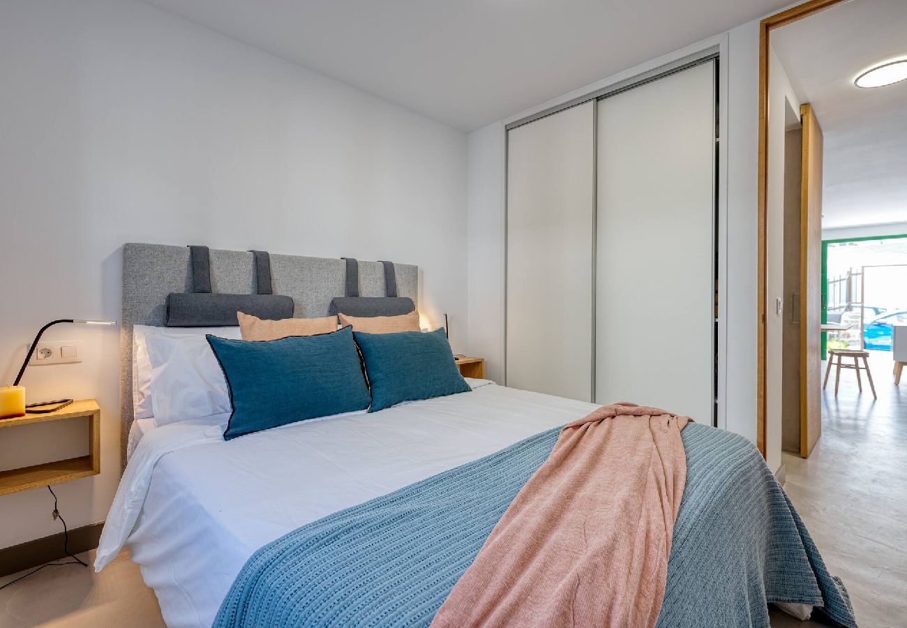 Apartamento en San Bartolomé de Tirajana - Cala del Risco - Con acceso a piscina y parking