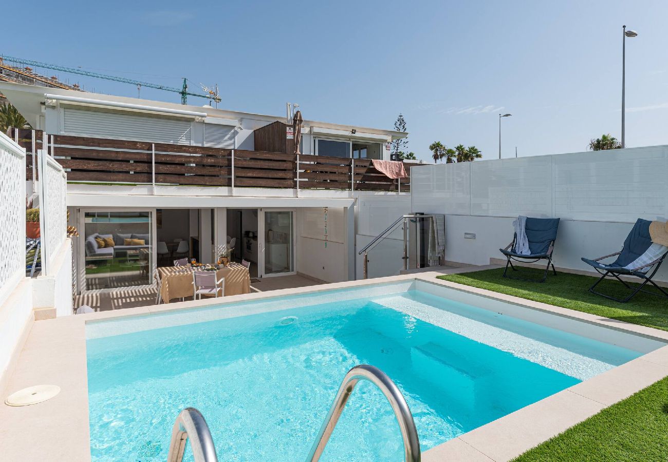 Villa en San Bartolomé de Tirajana - Sunset Dream Villa - 50m from San Agustín Beach