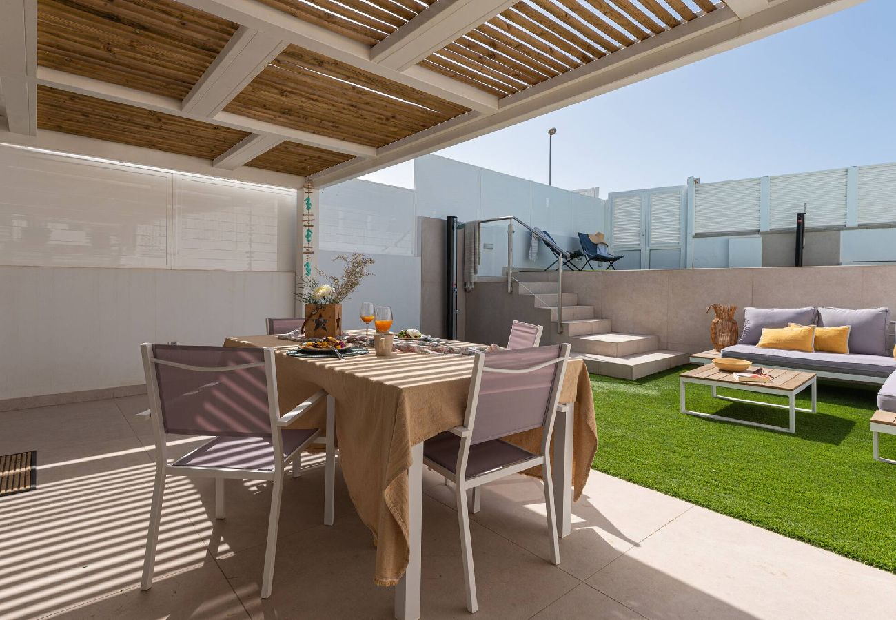 Villa en San Bartolomé de Tirajana - Sunset Dream Villa - 50m from San Agustín Beach