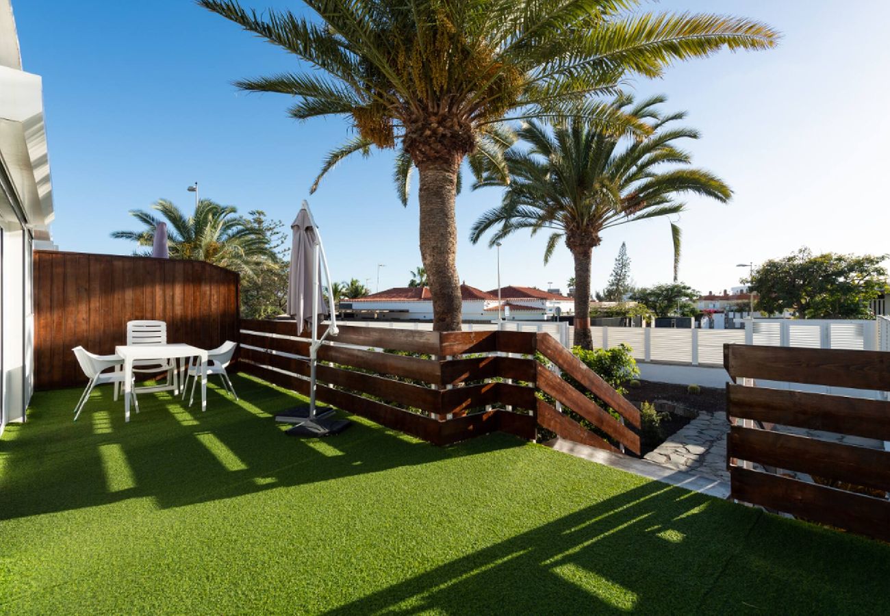 Apartment in Maspalomas - Sunset Dream Apartment -50m from San Agustín Beach