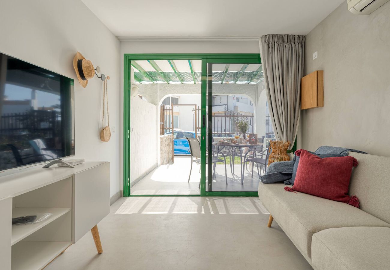 Residence in San Bartolomé de Tirajana - Cala del Muelle