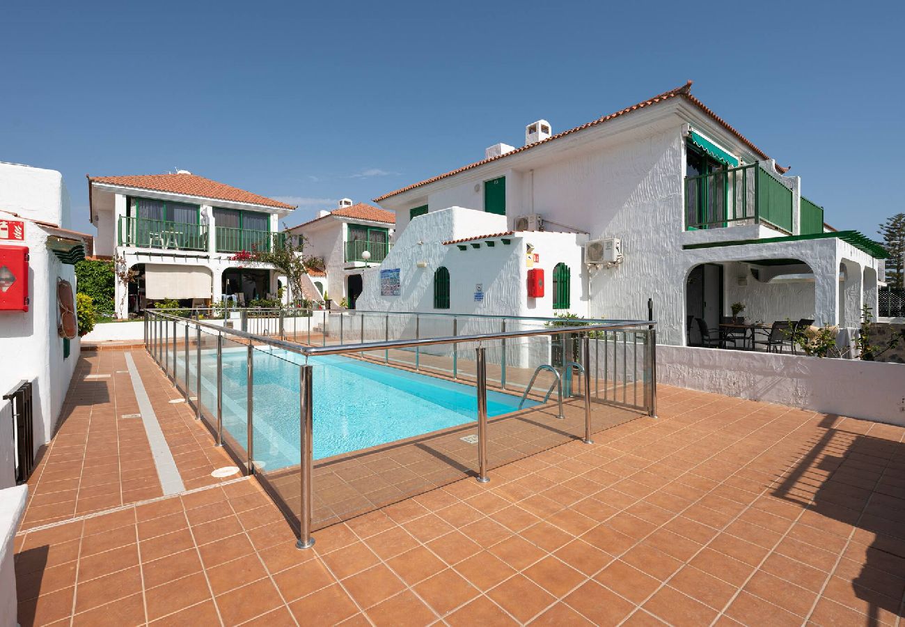 Residence in San Bartolomé de Tirajana - Cala del Muelle