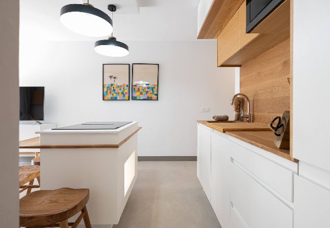 Apartment in San Bartolomé de Tirajana - Cala del Risco - Con acceso a piscina y parking