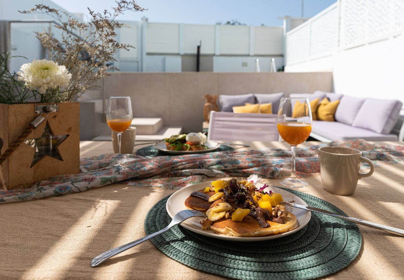 Villa in San Bartolomé de Tirajana - Sunset Dream Villa - 50m from San Agustín Beach