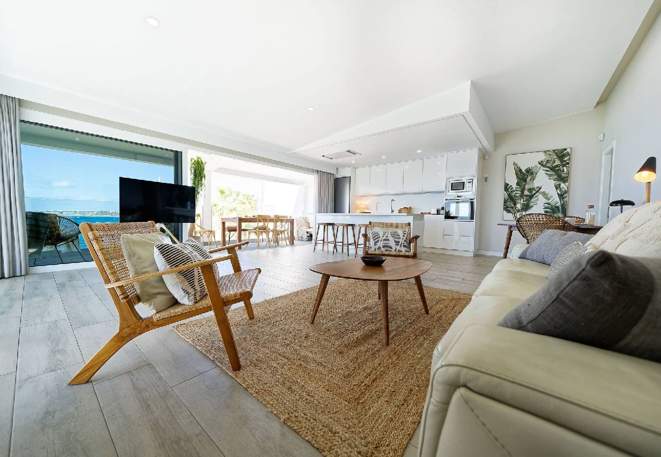 Apartment in Maspalomas - 3.1 Deva Beach - Oceanview luxury 3 bedroom Pentho