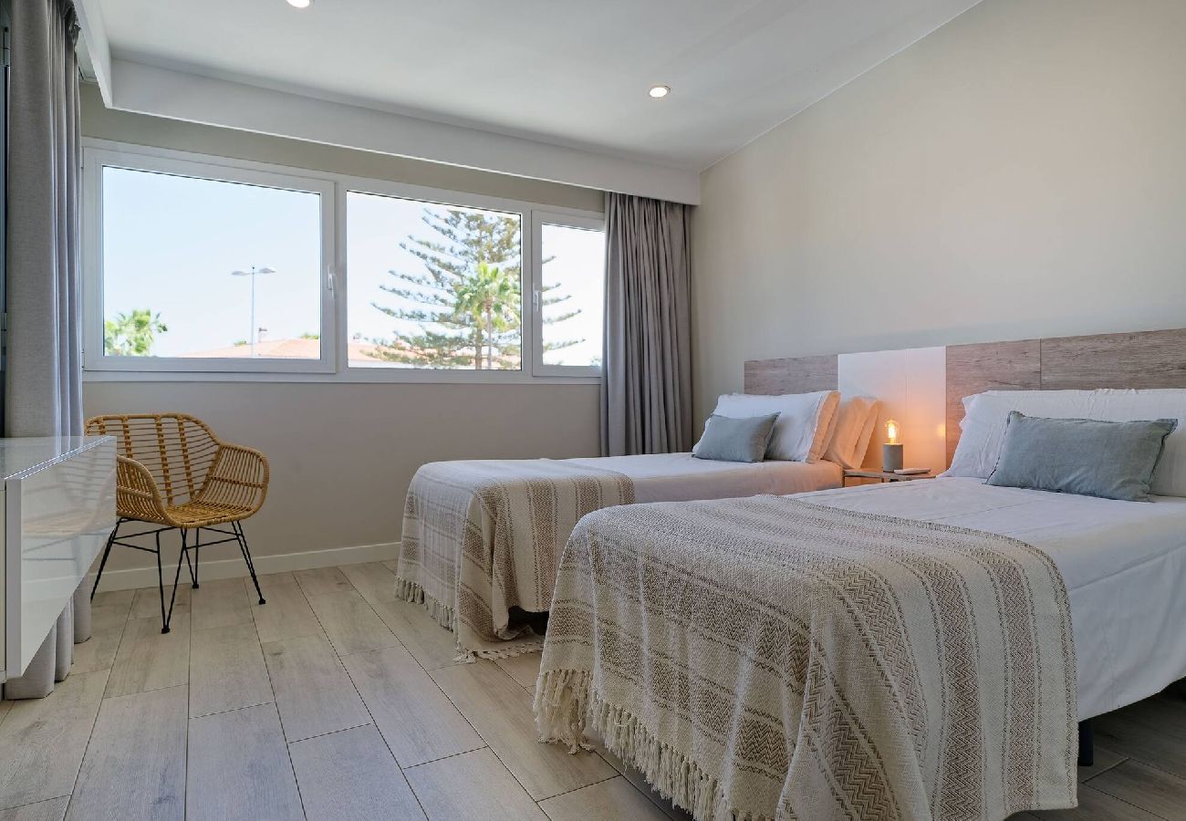 Apartment in Maspalomas - 3.1 Deva Beach - Oceanview luxury 3 bedroom Pentho