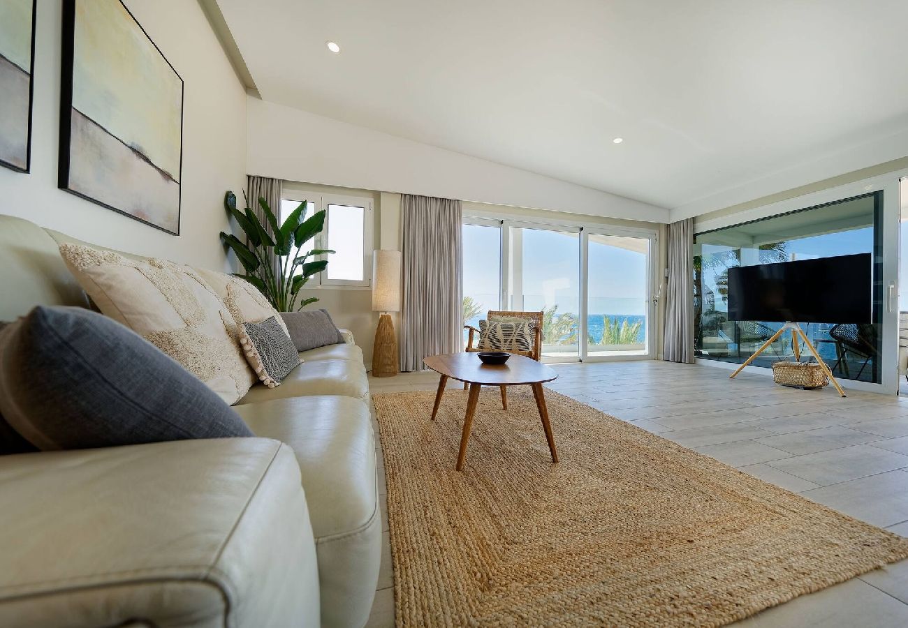 Apartment in Maspalomas - 3.1 Deva Beach - Oceanview luxury 3 bedroom Pentho