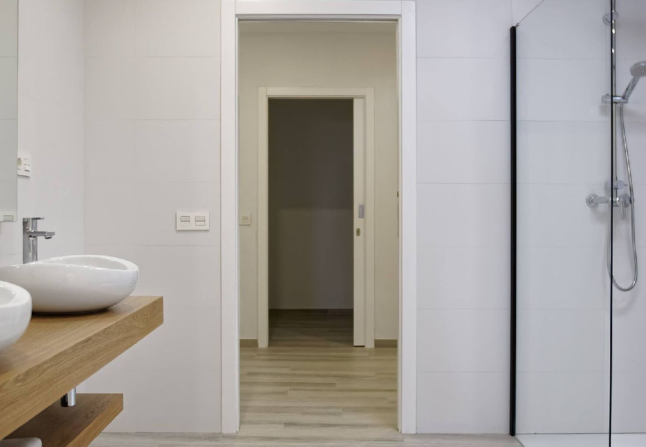 Villa in San Bartolomé de Tirajana - 3.4 Deva Beach - Oceanview luxury 1 bedroom Villa