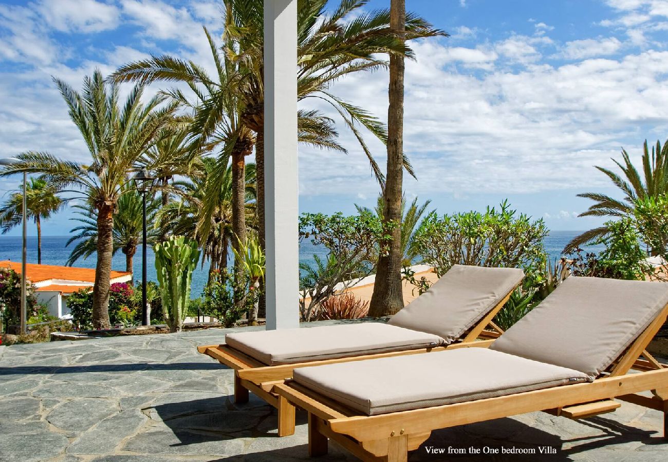 Villa in San Bartolomé de Tirajana - 3.4 Deva Beach - Oceanview luxury 1 bedroom Villa