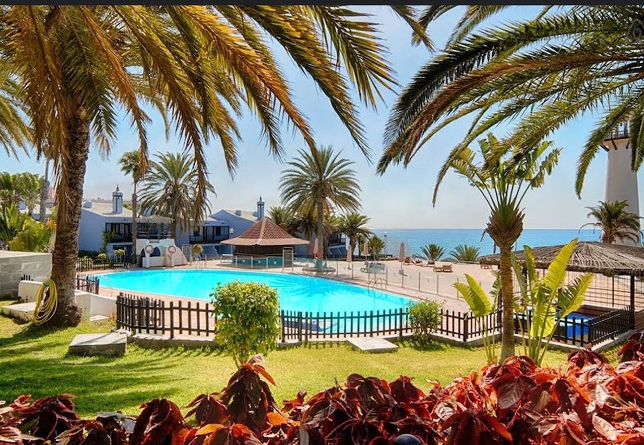 Apartment in San Bartolomé de Tirajana - Blue Horizon Retreat