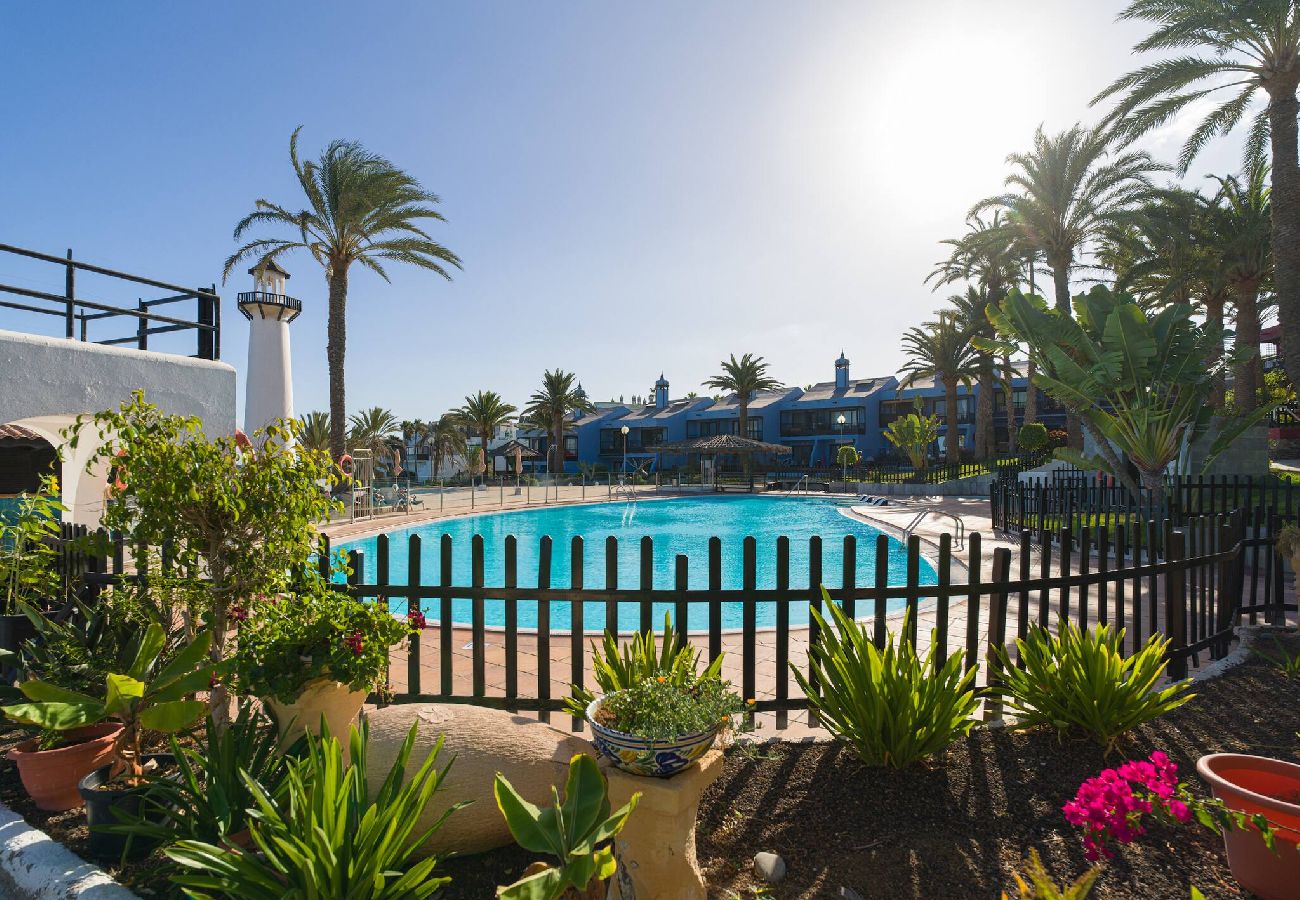 Apartment in San Bartolomé de Tirajana - Blue Horizon Retreat