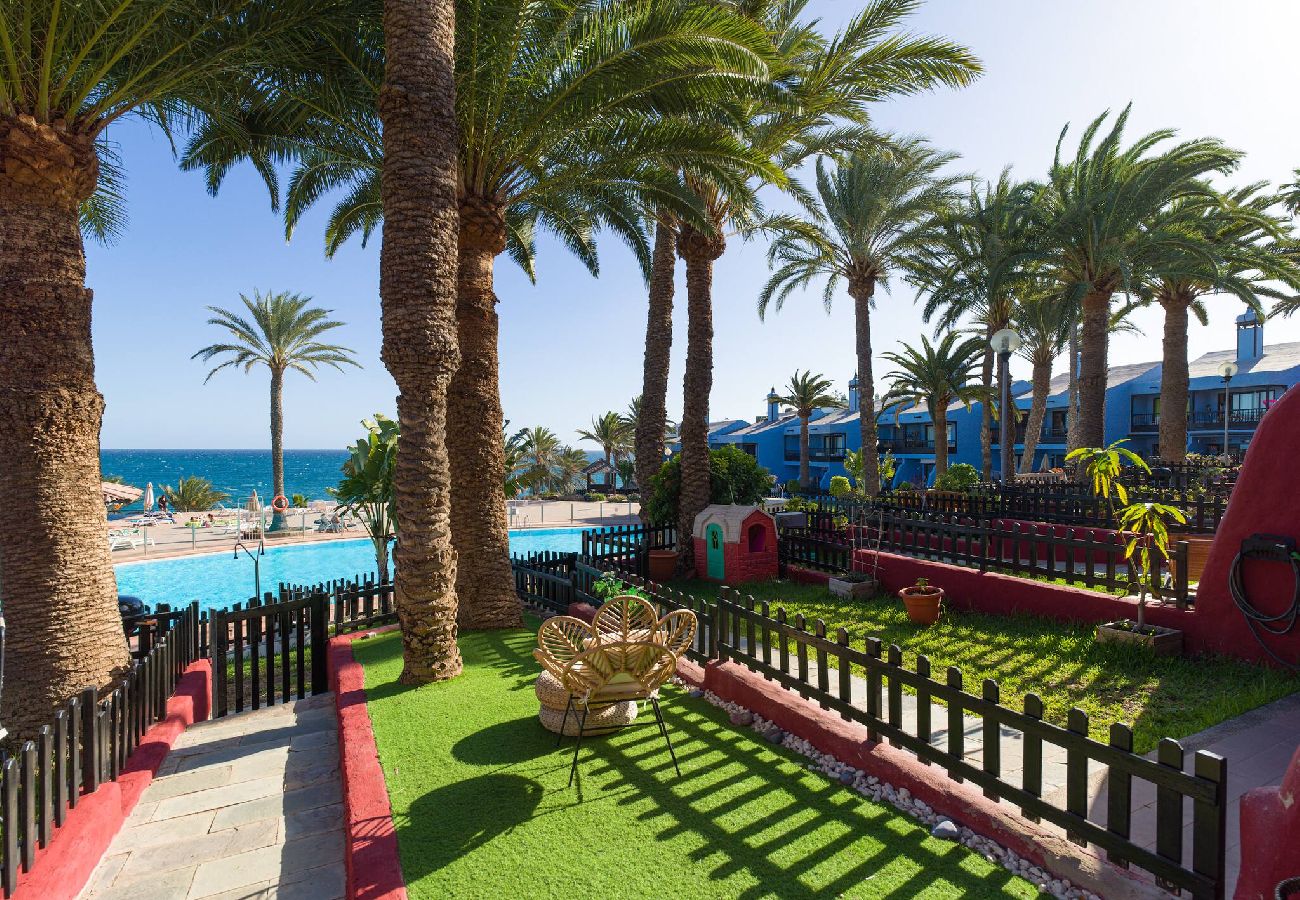 Apartment in San Bartolomé de Tirajana - Blue Horizon Retreat