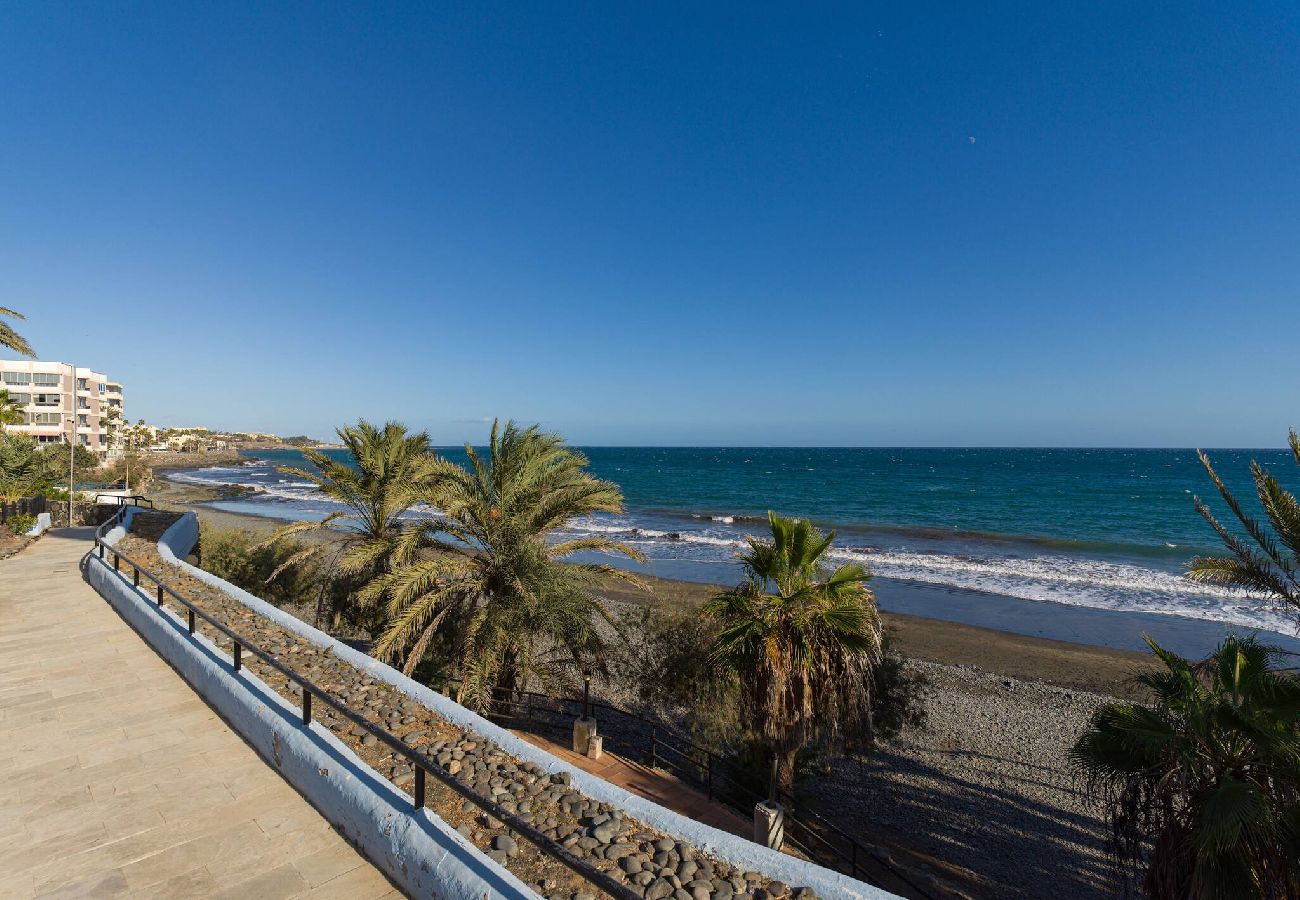 Apartment in San Bartolomé de Tirajana - Blue Horizon Retreat