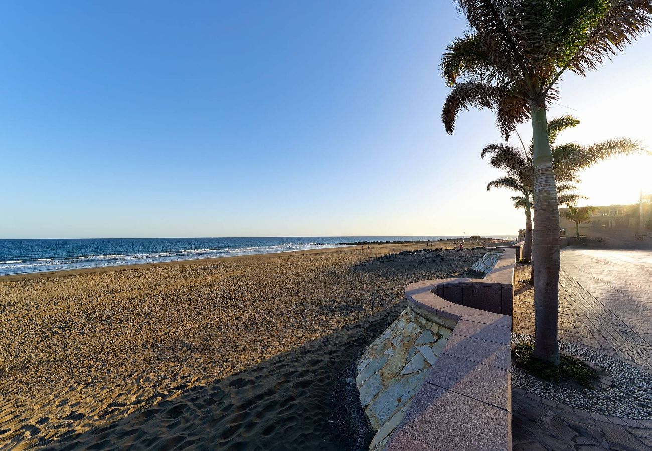 Apartment in Maspalomas - 1.6 Amapola Moon - confort frente al mar.