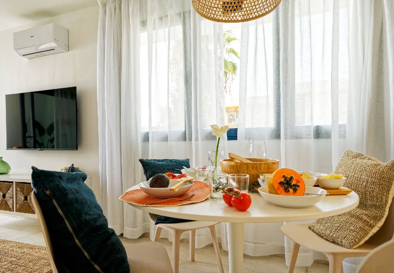 Apartment in Maspalomas - 1.8 Amapola Blue Sea: recién reformado, frente al